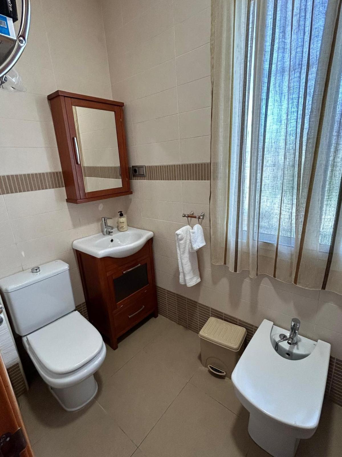 מאלגה Habitacion Independiente Cerca Del Mar מראה חיצוני תמונה